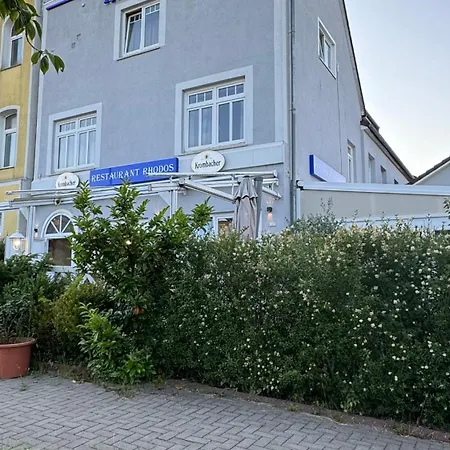 Beim Restaurant Rhodos * 하이데